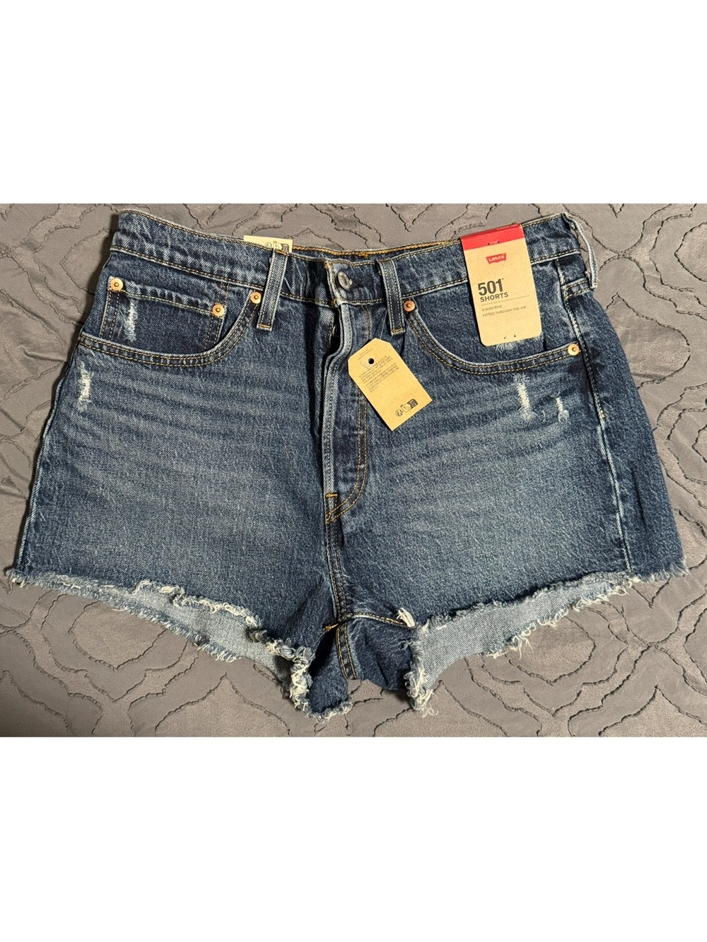 NEW Levi's 501 Original High-Rise Cutoff Denim Shorts, Women’s size 31/10